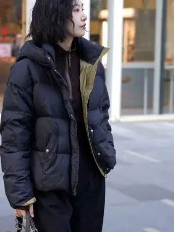 羽绒服女短款冬季2023新款韩小个子宽松高级感加厚连帽面包服外套图片