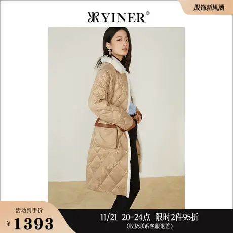 YINER音儿线上专选女装冬季菱格纹印花兔毛领长款白鸭绒羽绒服商品大图