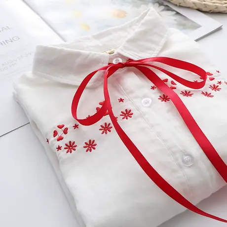 文艺双层纱长袖白色衬衫女2021春季新款百搭刺绣小花翻领棉纱衬衣图片