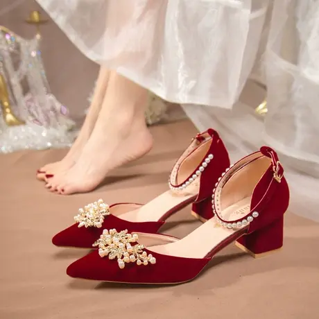 红色珍珠蝴蝶结新娘鞋尖头婚鞋高级感粗跟不累脚中式结婚高跟单鞋商品大图