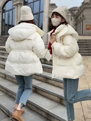 2023年女冬季羽绒服外套宽松学生面包服韩系加厚连帽白鸭绒外套潮图片