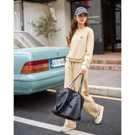 时尚休闲运动套装刺绣圆领商品大图