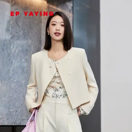 EP雅莹女装 桑蚕丝提花绵羊毛米白毛呢短外套 2024早春新款1203A图片