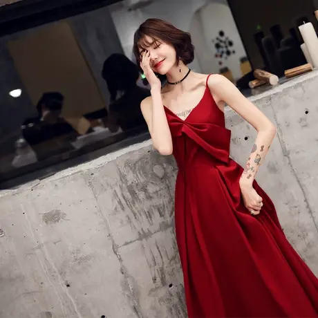 敬酒服新娘2023新款春季订婚礼服女红色连衣裙平时可穿小个子冬季图片