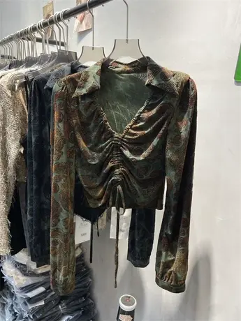 欧货V领抽绳长袖丝绒上衣女2023早秋新款设计感小众修身显瘦衬衫图片