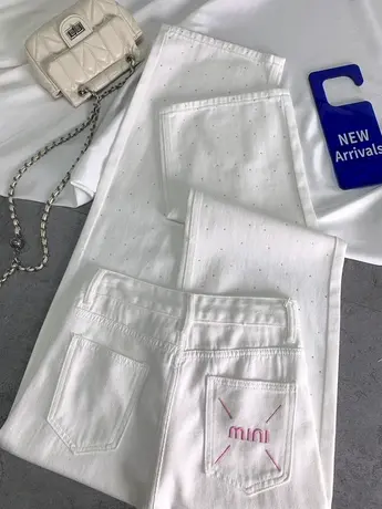 东大门字母刺绣白色牛仔直筒裤女2024新款显烫钻瘦百搭高腰宽松裤商品大图