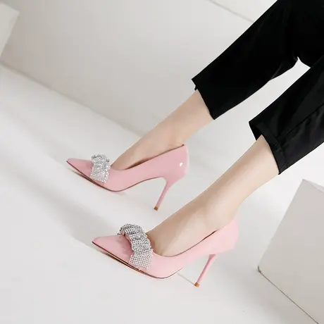 法式时尚水钻优雅尖头气质细跟高跟鞋女春2024年新款漆皮浅口单鞋图片