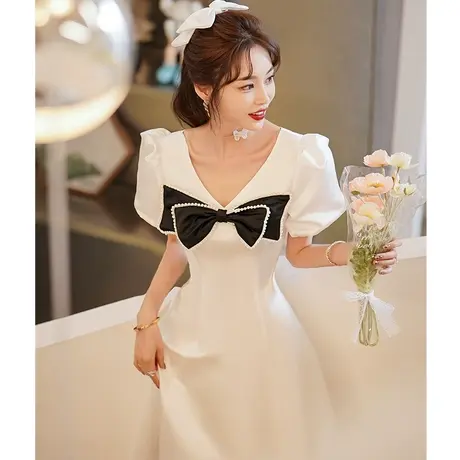 白色小晚礼服裙女2023新款气质宴会年会订婚平时可穿法式洋装缎面商品大图