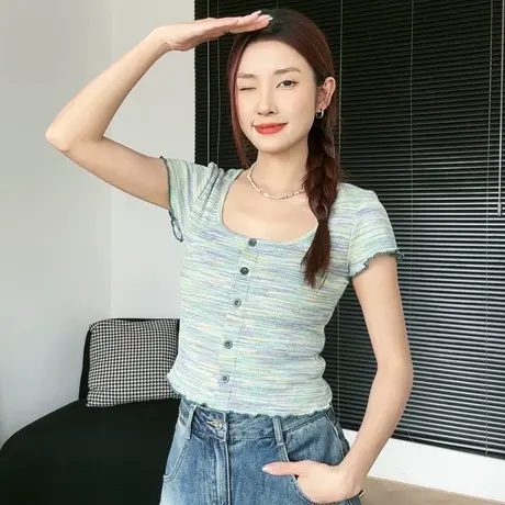 尔给洋气减龄短款甜辣小上衣设计感小众方领短袖t恤女夏2023新款商品大图