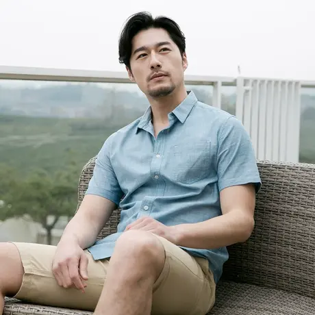 格慕施文艺青年全棉衬衫男短袖纯色竹节布大码男士商务休闲白衬衣图片