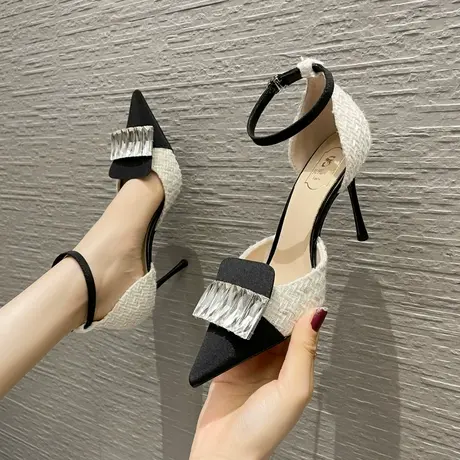 2023年夏季百搭新款时尚尖头一字带水钻法式中空细跟高跟鞋女撞色商品大图