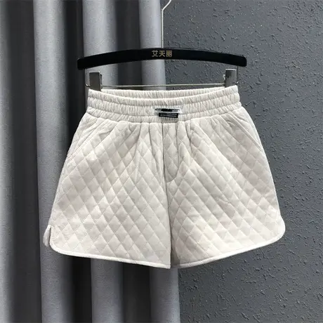 2023秋冬新款白色松紧腰显瘦短裤女格纹设计感休闲百搭阔腿a字裤图片