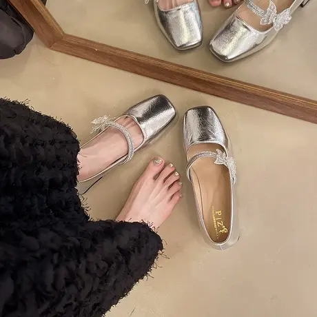 法式方头玛丽珍鞋女2025年新款夏季配裙子温柔小皮鞋粗跟气质单鞋图片