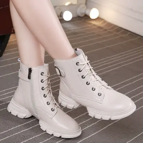 爆款马丁靴女2023新款真皮大码女靴41-43 冬季米白色休闲平底短靴图片