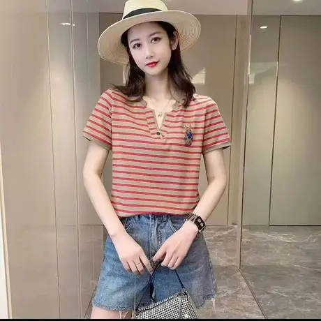 V领条纹休闲短袖T恤小衫女士时尚夏季新款女装上衣宽松刺绣t恤潮商品大图