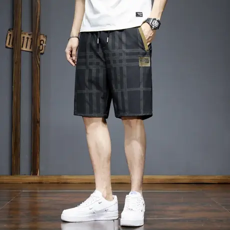 夏天潮牌帅气休闲格子短裤男士薄款宽松沙滩冰丝中裤运动五分裤子图片