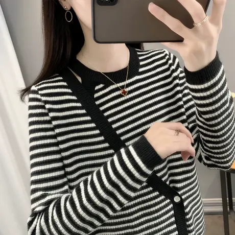 圆领毛衣女套头2023秋冬新款内搭上衣修身打底衫假两件条纹针织衫商品大图