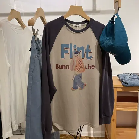 复古美式撞色兔子印花插肩袖T恤女2023春慵懒宽松休闲中长款卫衣商品大图