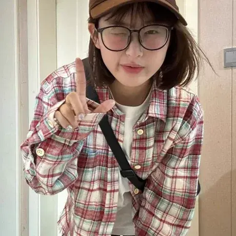格子衬衫女2025早秋季上衣高级感法式别致独特超好看长袖衬衣外套图片