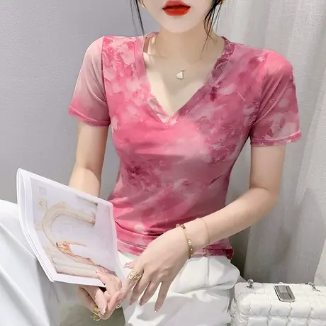 时尚印花V领T恤女短袖2024夏季新款性感网纱小衫别致洋气修身上衣图片