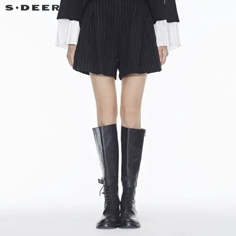 sdeer圣迪奥女时尚酷感黑白条纹无装腰个性设计休闲短裤S18480918商品大图