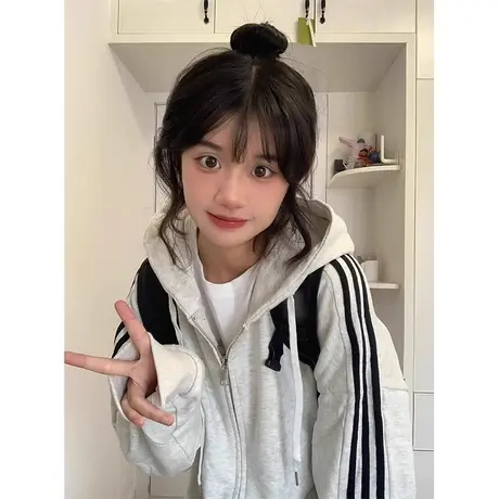 三条杠开衫连帽卫衣女春秋薄款宽松慵懒风设计感拉链外套上衣潮牌商品大图