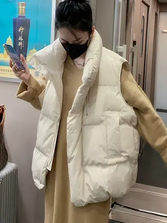 羽绒棉马甲女短款坎肩欧货韩版宽松外穿背心时尚大码棉服马夹外套图片