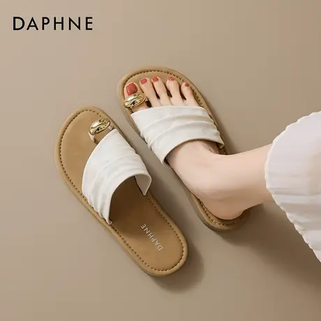 达芙妮罗马凉拖鞋女2026新款春夏外穿平底沙滩鞋绝美度假夹趾凉鞋图片