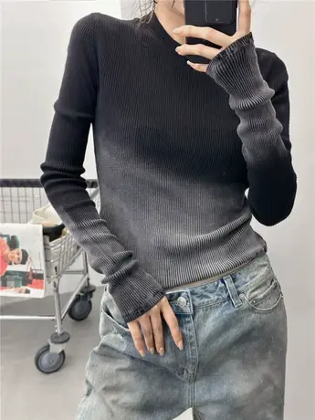 2023早秋新款女高弹力舒适柔软透气坑条渐变色长袖针织衫打底上衣商品大图