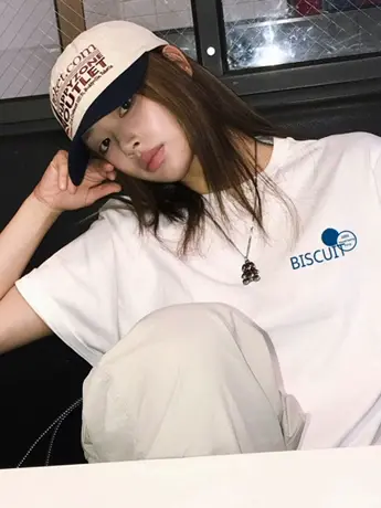 白色女士仿棉短袖t恤夏季2023新款美式复古宽松显瘦女装学生上衣商品大图