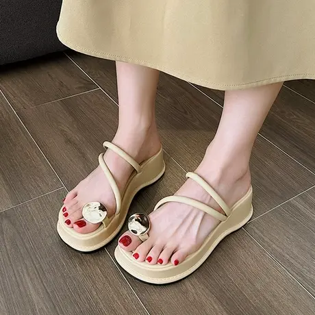 时尚原创女鞋2023年夏季露趾坡跟高跟鞋一字带凉鞋绝美厚底拖鞋女图片