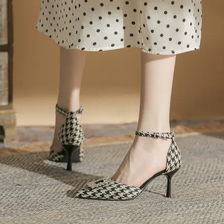 千鸟格高跟鞋女细跟2024年春季新款一字扣带法式方扣水钻尖头单鞋图片