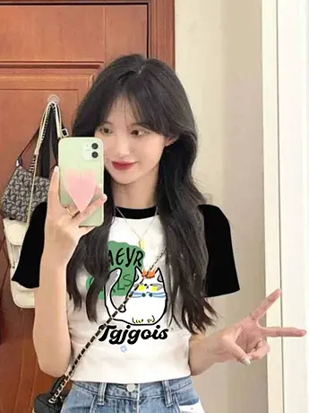 插肩袖短袖t恤女夏季修身显瘦辣妹风小众设计感独特短款上衣ins潮图片