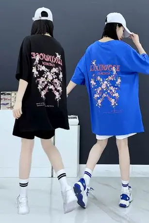 宽松大版2023夏季新款花卉蝴蝶涂鸦印花短袖T恤女五分裤两件套装商品大图