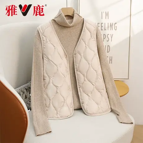 雅鹿官方冬新轻薄羽绒女马甲显瘦淑女背心外套V领菱形格保暖无袖图片