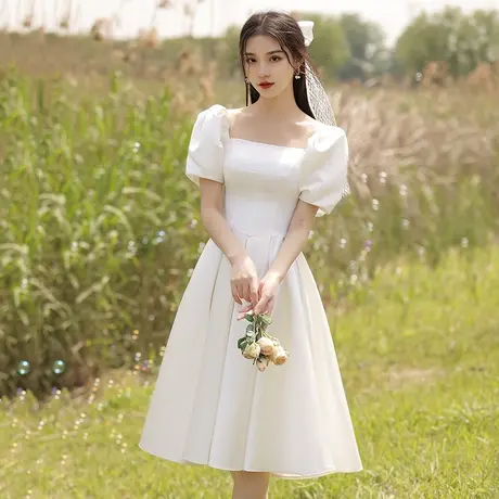 白色小晚礼服毕业典礼裙子法式洋装缎面连衣裙登记领证结婚照衣服图片