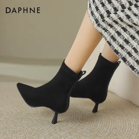 达芙妮尖头短靴女2025新款秋冬细高跟靴子美拉德黑色瘦瘦靴巨好看图片