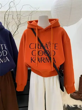 加绒短款连帽卫衣女秋冬新款韩系时尚植绒刺绣字母保暖帽衫外套商品大图