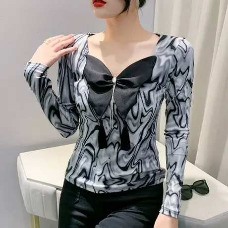 设计感蝴蝶结T恤女长袖秋季2023新款性感V领打底衫时尚印花上衣潮商品大图