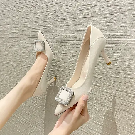 法式高跟鞋女设计感小众2024年新款秋冬尖头水钻方扣气质细跟单鞋商品大图