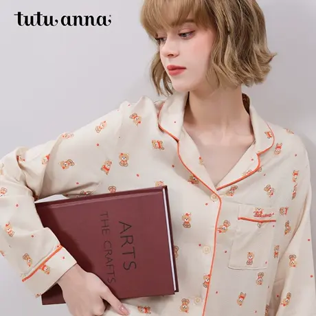 tutuanna人棉前开熊满印睡裙商品大图