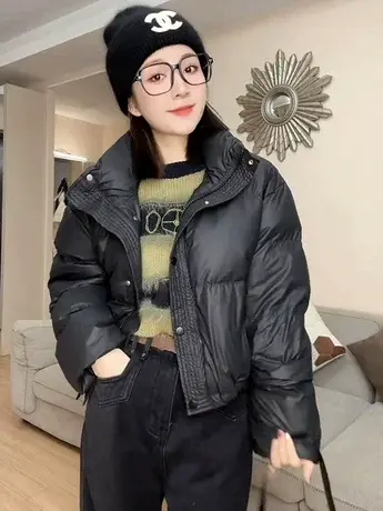 2023年冬季新款短款羽绒服女韩版宽松小个子白鸭绒面包服外套上衣图片