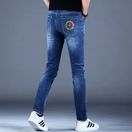 男士刺绣弹力牛仔裤男新款修身小脚2023秋款薄款休闲裤子高端潮牌图片