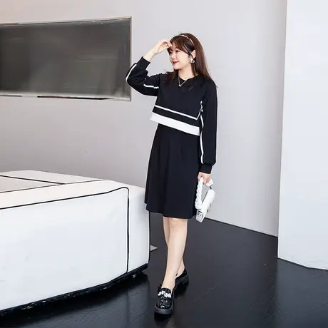 显瘦胖mm大码两件套装2023年秋新款减龄吊带裙黑色气质套头上衣商品大图