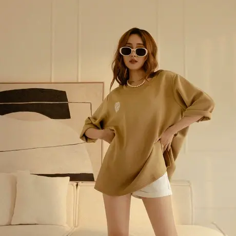 桔熊秋冬季休闲宽松空气棉卫衣字母印花七分袖上衣女大码AB17801图片