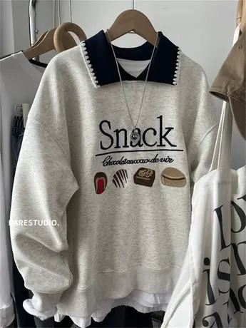 韩国春新款翻领假两件刺绣小点心趣味减龄休闲百搭洋气设计卫衣女图片