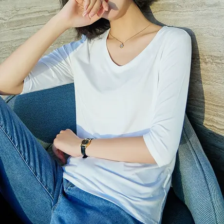 雀后白色七分袖t恤女士2023春季宽松莫代尔薄款上衣中袖v领打底衫商品大图