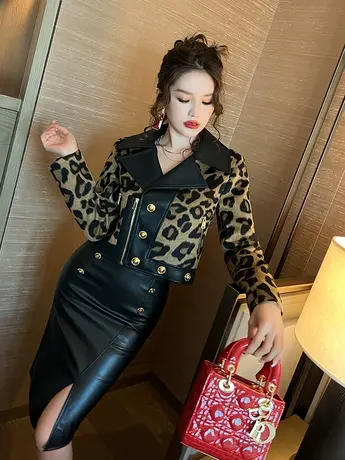 洋气炸街PU皮豹纹小众高级感外套温柔慵懒风秋冬季气质短款女上衣图片
