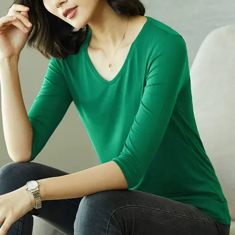 秋装新款牛油果绿色莫代尔七分袖T恤女宽松中袖v领上衣白打底衫商品大图