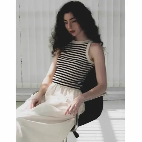 冰丝条纹针织衫背心女2025新款夏季短款吊带内搭辣妹无袖上衣外穿图片
